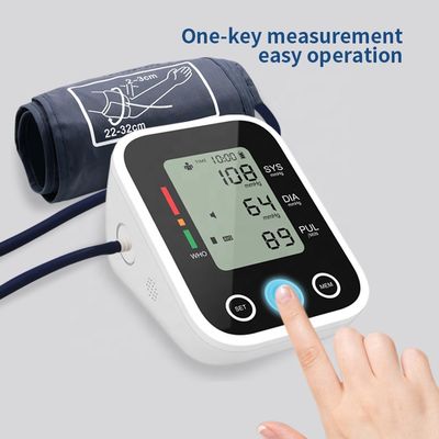 مقياس ضغط الدم الإلكتروني للرسغ 106kPa 50µA للآباء والأمهات